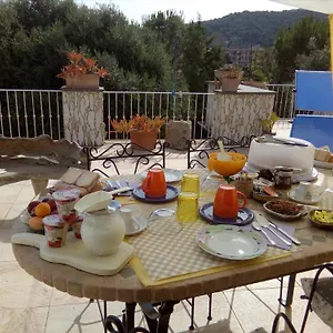Bed & Breakfast Casa D' Artista, Ozieri